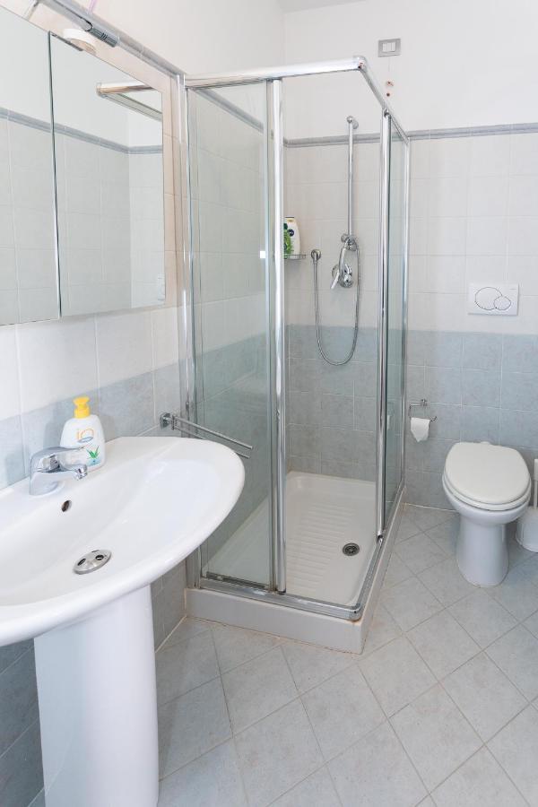 Apartamento Gli Angeli Asís Exterior foto