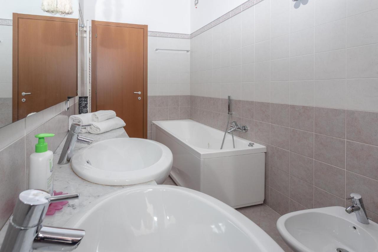 Apartamento Gli Angeli Asís Exterior foto